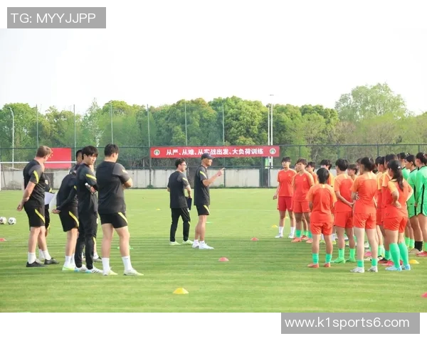 上海市足球协会推动本地足球发展助力青少年培养与职业联赛提升